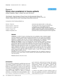 Báo cáo y học: "Stress ulcer prophylaxis in trauma patients"