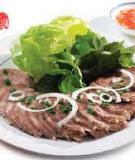 Bắp bò hầm cuốn bánh tráng