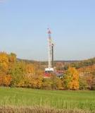 Regulation of Water Pollution from Hydraulic Fracturing in  Horizontally-Drilled Wells in the Marcellus Shale Region, USA 