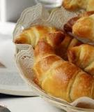 Demo bột ngàn lớp với Croissant