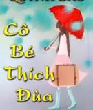 Cô Bé Thích Đùa